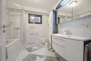 Hausgefühl in Bestlage – Exklusive Maisonettewohnung mit Garten und Garage am Uhlenhorstwald – Die vollständige Adresse der Immobilie erhältst du vom Anbieter., 45478 Speldorf, Mülheim an der Ruhr – Vorschaubild 15