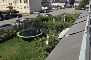 4-Zimmer-Wohnung mit eigenem Garten!