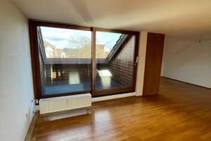Helle Dachgeschosswohnung mit Balkon in Mannheim Neckarau – Friedrichstraße 21, 68199 Neckarau, Mannheim – Vorschaubild 3