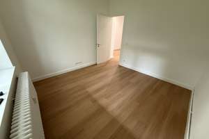 Sanierte 1,5-Zimmer Altbauwohnung im EG  mit großem Garten in Eppendorf (Nähe UKE) – Frickestraße 49, 20251 Eppendorf, Hamburg – Vorschaubild 6