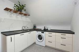 Modern möblierte Wohnung mit Klimaanlage und Terrassenmitnutzung in Heilbronn – Die vollständige Adresse der Immobilie erhältst du vom Anbieter., 74076 Heilbronn, Heilbronn – Vorschaubild 9