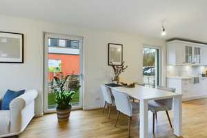 Reihenendhaus Licht, Raum, Freiheit: Ihr Zuhause mit Garten und Stellplatz – Friedrich-Hirsch-Straße 12, 51145 Köln – Vorschaubild 4