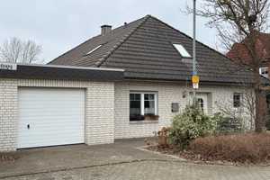 Großzügiger Bungalow mit Dachausbau und Garage in Schneverdingen – Heidekreis – Vorschaubild 1