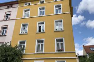 NORDEND: Vierter Stock mit Dachboden - sofort frei!