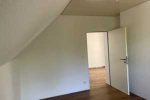 Frisch renoviertes Einfamilienhaus in Berlin-Hermsdorf – Berlin – Vorschaubild 6