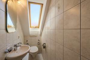 Großzügige Maisonettewohnung mit offener Galerie und Süd-Loggia inkl. TG- Stellplatz! – Die vollständige Adresse der Immobilie erhältst du vom Anbieter., 70567 Möhringen-Ost, Stuttgart – Vorschaubild 12