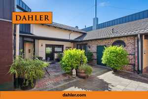 Zentral gelegenes Mehrfamilienhaus in Mönchengladbach-Hardt. – Mönchengladbach – Vorschaubild 1