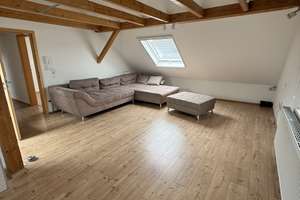 Gemütliche 3 Zimmer-Dachgeschosswohnung