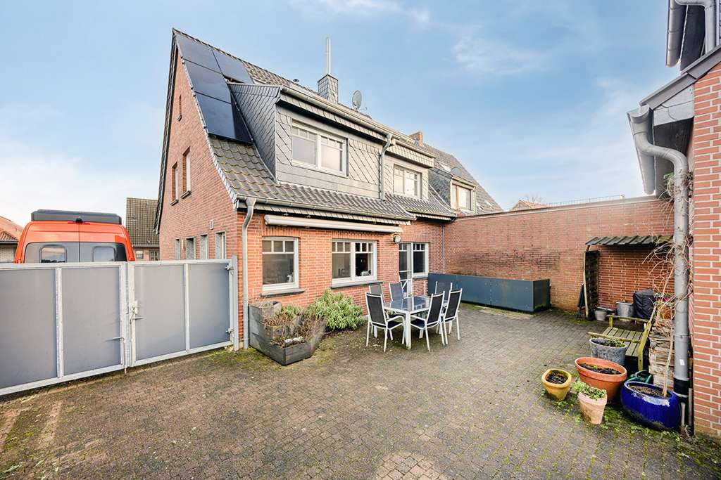 Immobilie in Weeze - Zwei Häuser, ein Preis! - Bild 3