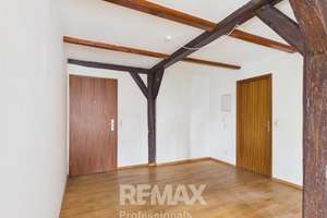 EINE RARITÄT - PROVISIONSFREI
Schnuckelige 2-Zimmer-DG-Wohnung mit sonnigem Balkon in Stuttgart-Hof – Die vollständige Adresse der Immobilie erhältst du vom Anbieter., 70378 Hofen, Stuttgart – Vorschaubild 4