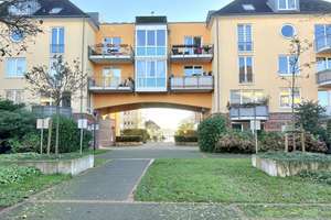 Leerstehende 2-Zimmer-Wohnung mit Sonnenbalkon und TG-Stellplatz in Rheinlage auf Erbbaugrundstück – Die vollständige Adresse der Immobilie erhältst du vom Anbieter., 40597 Benrath, Düsseldorf – Vorschaubild 9