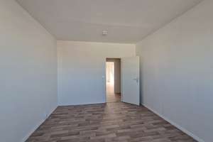 Einziehen und wohlfühlen***gemütliche 3-Zimmer-Wohnung mit Wannenbad und großen Balkon! – Jupiterstraße 38, 4205 Grünau-Nord, Leipzig – Vorschaubild 5