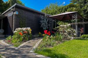 Unterrath: Top gepflegte Doppelhaushälfte mit Garten, Pool, Sauna & Garage – Die vollständige Adresse der Immobilie erhältst du vom Anbieter., 40468 Unterrath, Düsseldorf – Vorschaubild 39