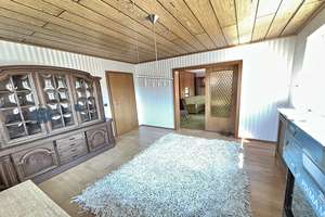 ++VERKAUFT++ Charmantes Wohnhaus mit Garagen und Gartenhütte - Rödental/Mönchröden – Die vollständige Adresse der Immobilie erhältst du vom Anbieter., 96472 Rödental – Vorschaubild 5