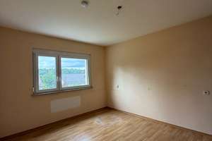 Kaltental, „WG-Haus statt WG-Zimmer: Drei abgeschlossene Wohnungen für feste 3er-Teams“ – Engelboldstr. 103, 70569 Kaltental, Stuttgart – Vorschaubild 24