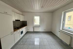 Helle 2-Zimmer-Wohnung mit Einbauküche in zentraler Lage von Heilbronn-Böckingen – Friedrichstraße 51, 74080 Böckingen, Heilbronn – Vorschaubild 3
