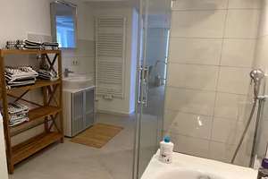 Stilvoll möblierte 1-Zimmer-Wohnung mit Terrasse – ruhige Lage in Köln – Gilbachstraße 20, 50672 Neustadt/Nord, Köln – Vorschaubild 5