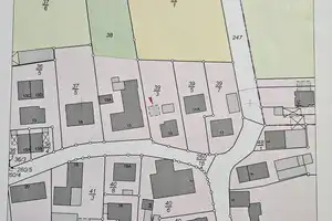 Haus für Familie mit handwerklichem Geschickt. Traumhafter Blick auf unbebaute Wiesen. Großer Garten – Frankenstraße 16, 38116 Braunschweig – Vorschaubild 7