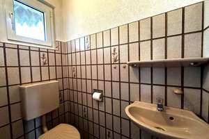 Reihenmittelhaus in Gelsenkirchen-Heßler mit Entwicklungspotential! – Die vollständige Adresse der Immobilie erhältst du vom Anbieter., 45883 Heßler, Gelsenkirchen – Vorschaubild 11