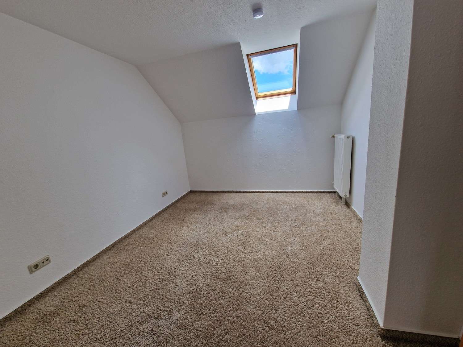 Immobilie in Großlohra - Wunderschönes freistehendes
Fachwerkhaus mit Brockenblick in
Großlohra - mit Erbbaurechtsgrundstüc - Bild 13