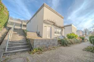 Familienhaus mit Einliegerwohnung, Wintergarten & Blick in die Rheinebene - nur bei realunis – Die vollständige Adresse der Immobilie erhältst du vom Anbieter., 69126 Emmertsgrund, Heidelberg – Vorschaubild 11
