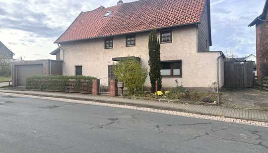 Bild von Schellerten-Wendhausen: Einfamilienhaus mit Balkon, Sauna und Garage