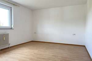 Zukunft mit Aussicht: 3-Zimmer-Hochhauswohnung mit Loggia! – Die vollständige Adresse der Immobilie erhältst du vom Anbieter., 72760 Sondelfingen, Reutlingen – Vorschaubild 4