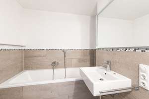 RE/MAX – Hochwertiges Penthouse mit Panoramablick – Die vollständige Adresse der Immobilie erhältst du vom Anbieter., 81373 Land in Sonne, München – Vorschaubild 12