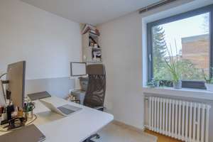 Modernisiertes familienfreundliches Reihenmittelhaus mit Terrasse und Garten in Düsseldorf-Ludenberg – Die vollständige Adresse der Immobilie erhältst du vom Anbieter., 40629 Ludenberg, Düsseldorf – Vorschaubild 16