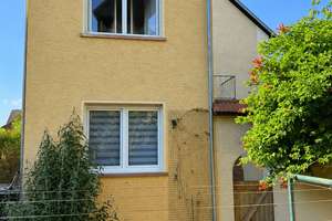 Freistehendes ZFH - bezugsfertiges OG + 43 m² Nutzfläche im DG, Garten + 2 Garagen – 55218 Ingelheim am Rhein – Vorschaubild 13