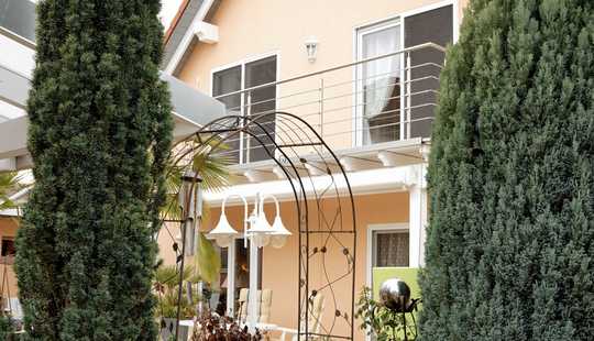 Bild von Elegantes Einfamilienhaus mit mediterranem Charme