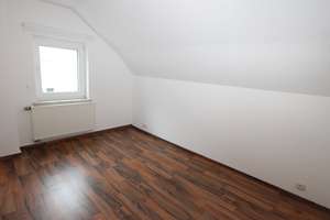Attraktive 2-Raum-Dachgeschosswohnung – 39218 Schönebeck (Elbe) – Vorschaubild 6