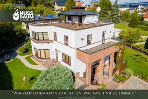 Exklusive Villa in Saalfeld | Schwimmbad | Sauna | Dachterrasse – Tiefer Weg 24, 7318 Saalfeld/Saale – Vorschaubild 1