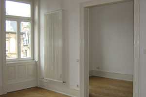 Schöne Altbauwohnung in denkmalgeschütztem Objekt – Wiesbaden – Vorschaubild 1