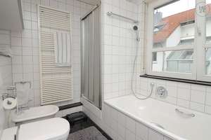 Traumhaus, voll möbliert mit Garten und Sauna in Stuttgart Birkach – Die vollständige Adresse der Immobilie erhältst du vom Anbieter., 70599 Birkach-Süd, Stuttgart – Vorschaubild 4