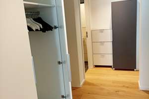 Möbl. neu, zentral, ruhig, WiFi / new apartment, Zuhause mit 2 Zimmern in zentraler Lage von München – 80337 Am Schlachthof, München – Vorschaubild 9