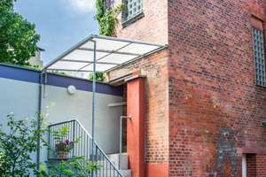 BESONDERE REMISE IM RUHIGEN HINTERHOF ALS EINFAMILIENHAUS – Die vollständige Adresse der Immobilie erhältst du vom Anbieter., 13347 Gesundbrunnen, Berlin – Vorschaubild 3