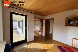 Gepflegtes Zweifamilienhaus mit großzügigem Grundstück, Terrasse, Balkon und Garage in Mutlangen – Spagenstraße 10, 73557 Mutlangen – Vorschaubild 11