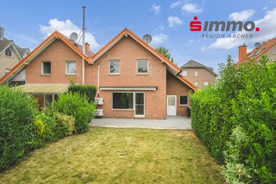Geilenkirchen-Bauchem, Doppelhaushälfte mit großer Garage und schönem Garten in beliebter Wohnlage