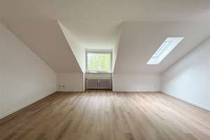 Frisch sanierte 3-Zimmer-Dachgeschosswohnung mit Einbauküche in Düsseldorf-Unterrath – Die vollständige Adresse der Immobilie erhältst du vom Anbieter., 40468 Unterrath, Düsseldorf – Vorschaubild 4