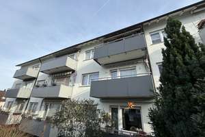 Charmante 2,5-Zimmer Wohnung, modernisiert, in Stuttgart-Stammheim