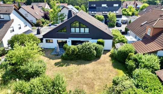 Bild von Freistehendes Einfamilienhaus in Traumlage
- Offen, großzügig und umgeben von Grün -