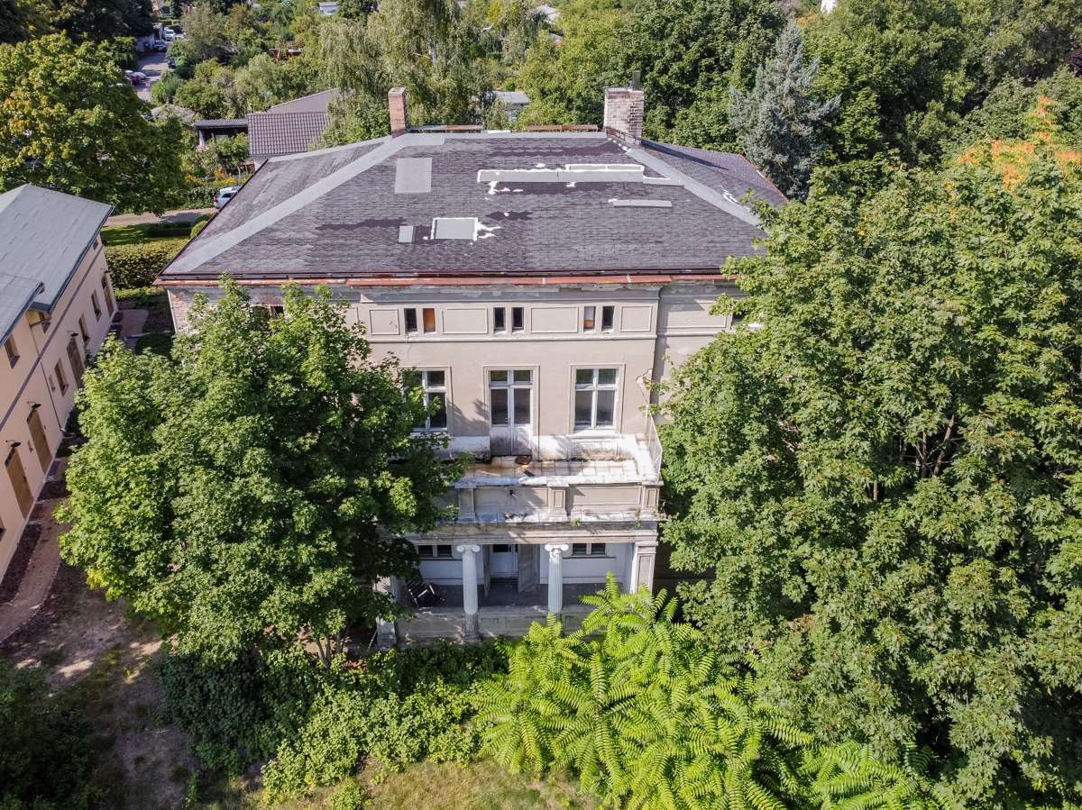 Monument protected and in need of renovation "Villa Rabe" in Potsdam, Potsdam – Bild 4