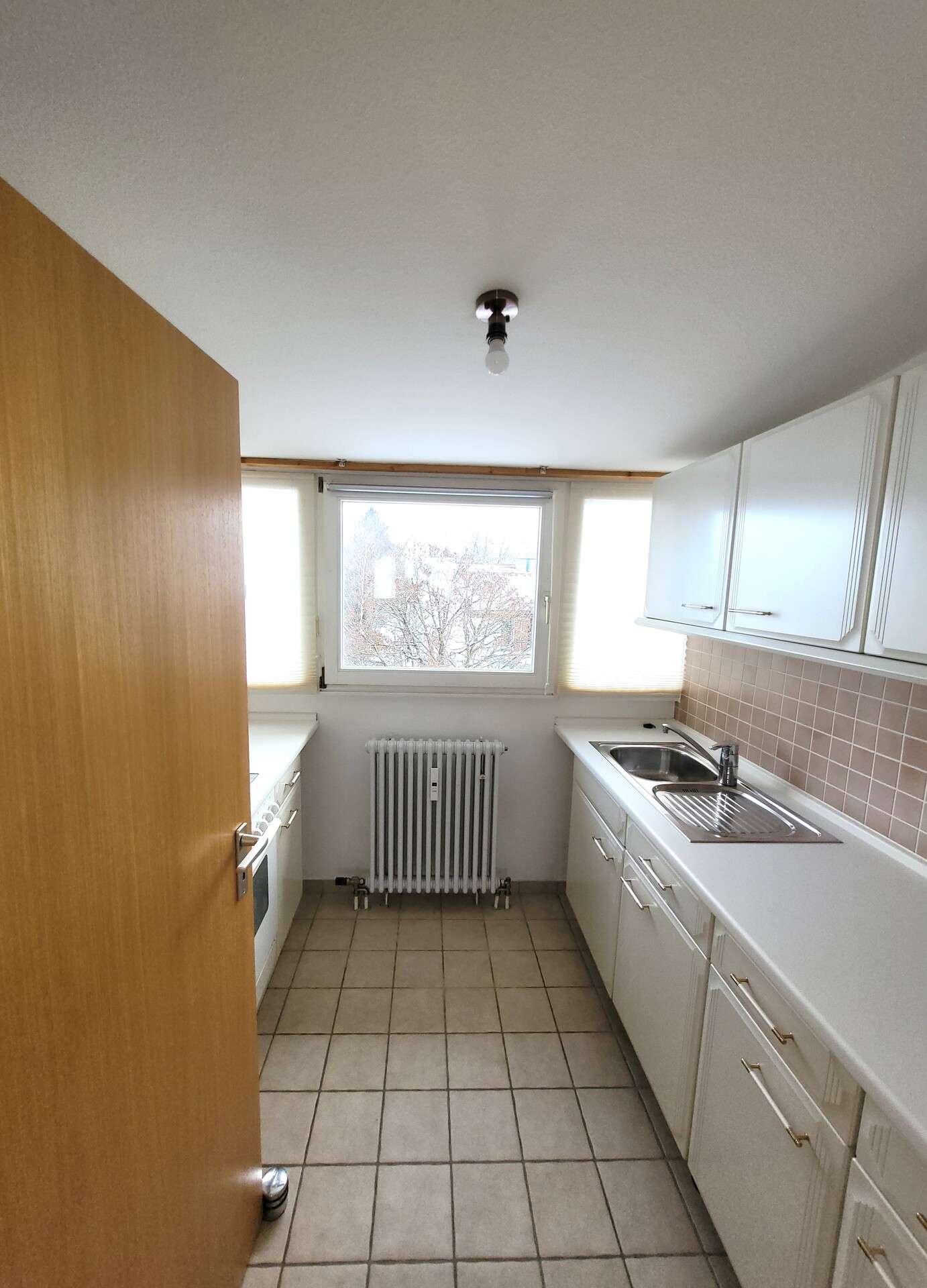 Immobilie in Poing - Charmantes 1-Zi.-DG-Appartement mit Dachgaube & durchdachtem Raumkonzept ! - Bild 6