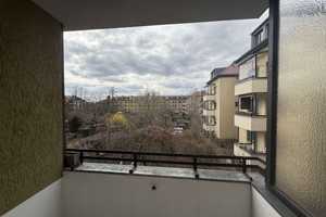 Charmante 2-Zimmer-Wohnung mit Balkon – Berlin – Vorschaubild 4