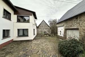 Oberdürenbach: Einfamilienhaus & Nebengebäude mit Entwicklungspotenzial in ruhiger Feldrandlage – Die vollständige Adresse der Immobilie erhältst du vom Anbieter., 56651 Oberdürenbach – Vorschaubild 3