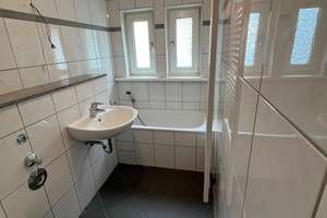 2- Zimmer Wohnung in Remscheid - renoviert und sofort bezugsfrei – Rheingoldstr. 10, 42859 Blumental, Remscheid – Vorschaubild 4