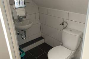Dachgeschosswohnung mit Wohlfühlcharakter und kleiner Einbauküche – Burgstraße  63, 45289 Burgaltendorf, Essen – Vorschaubild 19