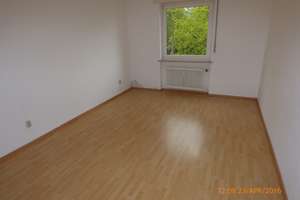 4ZKB-Familienwohnung in gepflegter durchgrünter Umgebung – Friedrich-Gerlach-Strasse 11, 56076 Pfaffendorf, Koblenz – Vorschaubild 2
