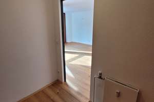 Helle und ruhige DG-Wohnung mit Süd-West Dachterrrasse in Berg am Laim – Ellingerweg 94, 81673 Josephsburg, München – Vorschaubild 16